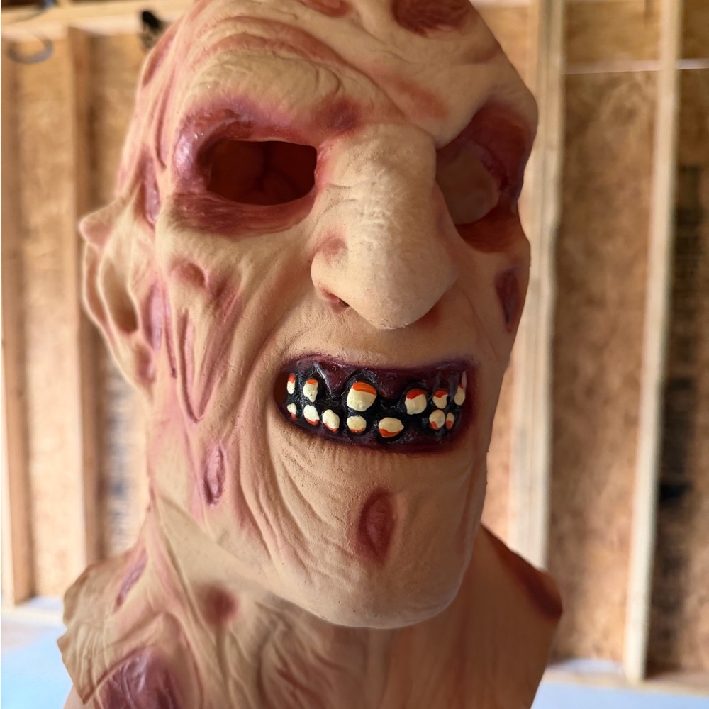 Freddy Krueger Horror Mask with Distinctive Teeth
